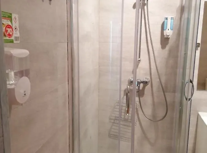 Apartamento Tulip - 4 Ze Wspolna Lazienka I Kuchnia *