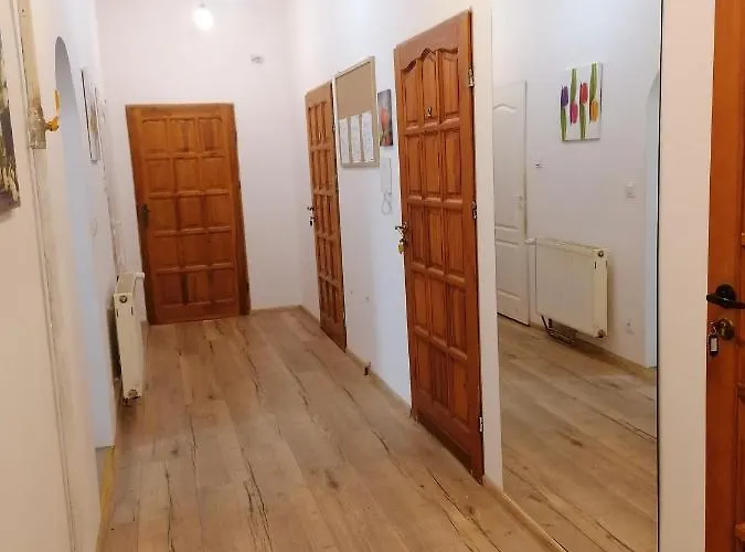 Apartamento Tulip - 4 Ze Wspolna Lazienka I Kuchnia *